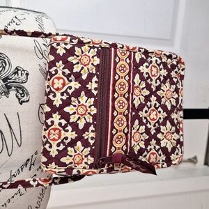 Vera Bradley Crossbody Bag